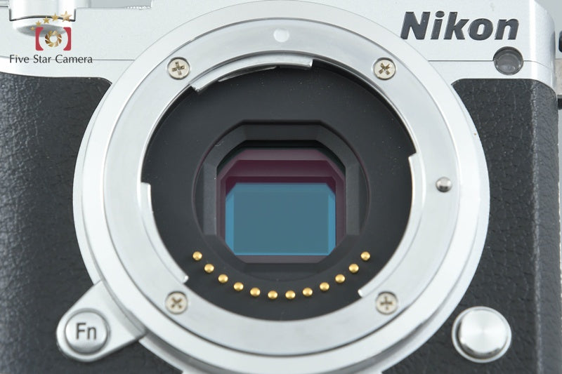 中古】Nikon ニコン 1 J5 シルバー ミラーレス一眼カメラ シャッター