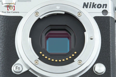 【中古】Nikon ニコン 1 J5 シルバー ミラーレス一眼カメラ シャッター回数僅少
