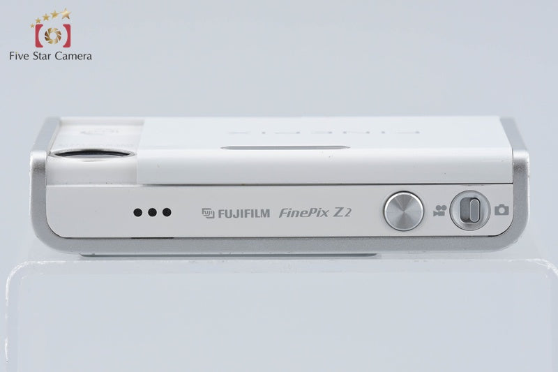 中古】FUJIFILM 富士フイルム FinePix Z2 ホワイト コンパクトデジタル