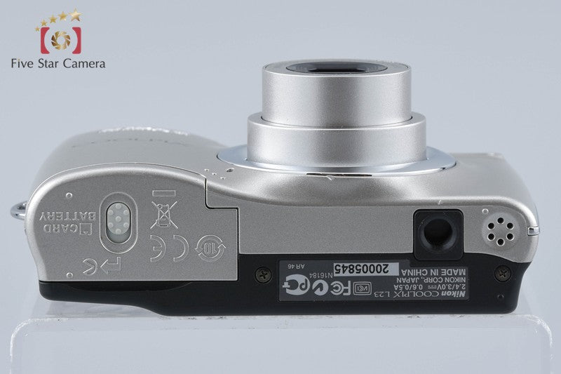 Nikon COOLPIX L23 シルバー 本体と付属品 中古】Nikon ニコン COOLPIX L23 シルバー コンパクトデジタルカメラ
