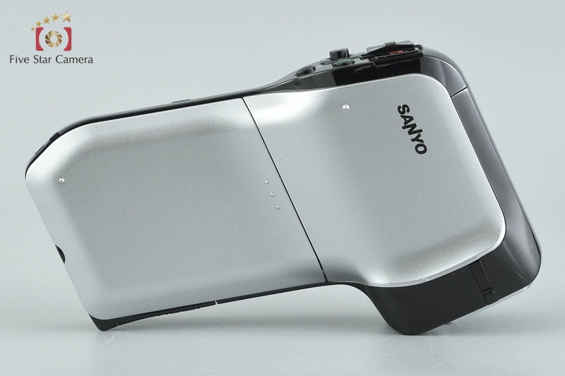 中古】SANYO 三洋電機 Xacti DMX-CG11 シルバー デジタルムービー