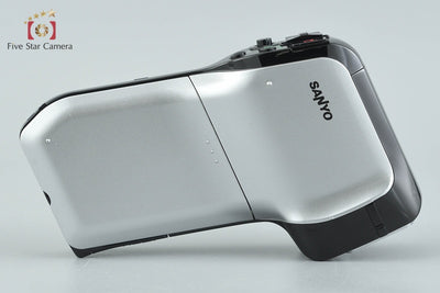【中古】SANYO 三洋電機 Xacti DMX-CG11 シルバー デジタルムービーカメラ