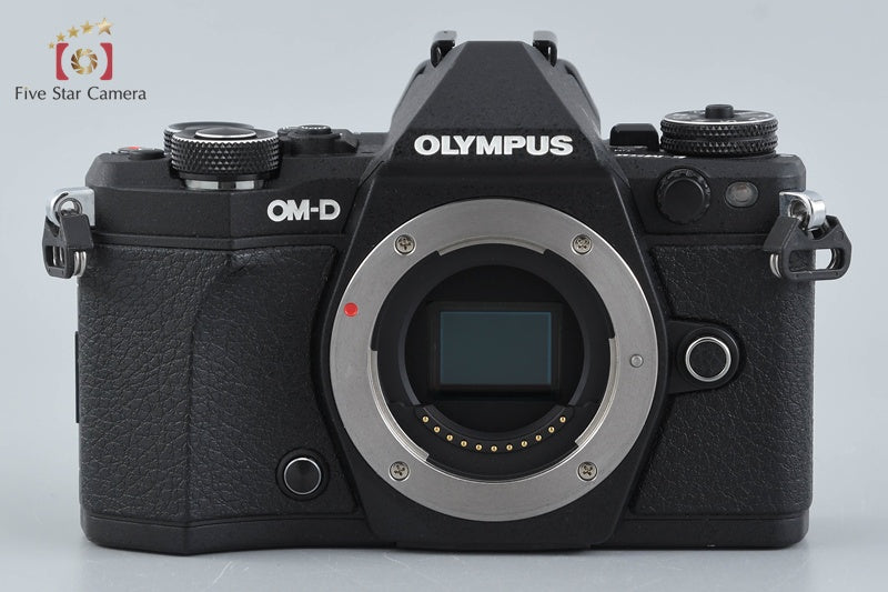 中古】OLYMPUS オリンパス OM-D E-M5 Mark II ブラック ミラーレス一眼