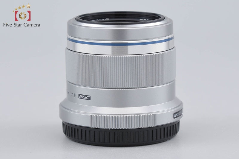 中古】OLYMPUS オリンパス M.ZUIKO DIGITAL 45mm f/1.8 シルバー 元箱
