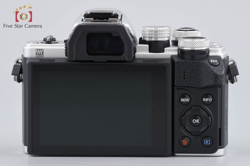中古】OLYMPUS オリンパス OM-D E-M10 Mark II EZ ダブルズームキット