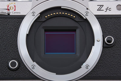 【中古】Nikon ニコン Z fc 16-50 VR レンズキット シルバー 元箱付き