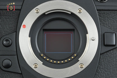 【中古】OLYMPUS オリンパス OM-D E-M1 Mark II ブラック ミラーレス一眼カメラ シャッター回数僅少