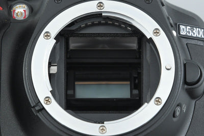 【中古】Nikon ニコン D5300 ダブルズームキット ブラック