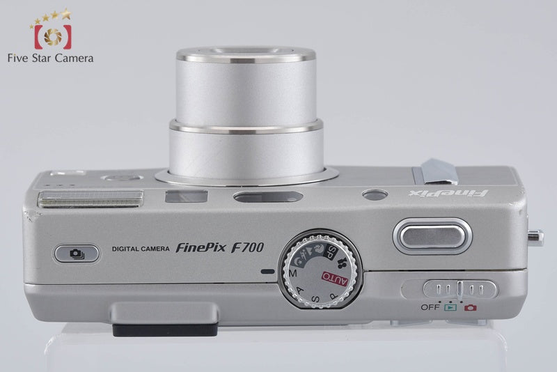 中古】FUJIFILM 富士フイルム FinePix F700 コンパクトデジタルカメラ