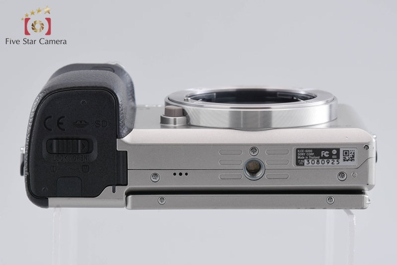 中古】SONY ソニー α6000 ILCE-6000 シルバー ミラーレス一眼カメラ
