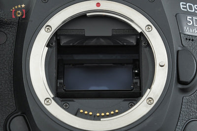 【中古】Canon キヤノン EOS 5D Mark IV デジタル一眼レフカメラ