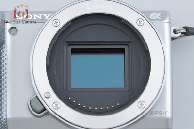 【中古】SONY ソニー α NEX-5T シルバー ダブルズームレンズキット シャッター回数僅少 元箱付き
