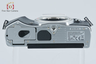 【中古】OLYMPUS オリンパス OM-D E-M5 Mark II シルバー ミラーレス一眼カメラ シャッター回数僅少 元箱付き