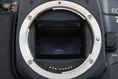 【中古】Canon キヤノン EOS 7 + BP-300 バッテリーパック