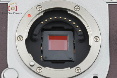 【中古】PENTAX ペンタックス Q10 シルバーブラウン + SMC 15-45mm f/2.8 ED IF 06 TELEPHOTO ZOOM シャッター回数僅少