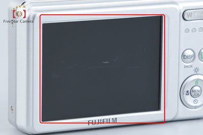 【中古】FUJIFILM 富士フイルム FINEPIX J30 シルバー コンパクトデジタルカメラ