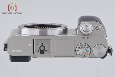 【中古】SONY ソニー α6000 ILCE-6000 シルバー ミラーレス一眼カメラ シャッター回数僅少 多言語対応