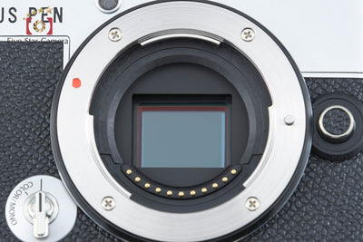 【中古】OLYMPUS オリンパス PEN E-P7 EZ ダブルズームキット シルバー シャッター回数僅少