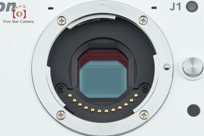 【中古】Nikon ニコン 1 J1 ダブルズームキット ホワイト シャッター回数僅少