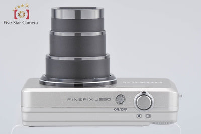 【中古】FUJIFILM 富士フイルム FINEPIX J250 シルバー コンパクトデジタルカメラ