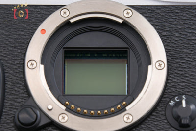 【中古】FUJIFILM 富士フイルム X-E1 シルバー ミラーレス一眼カメラ