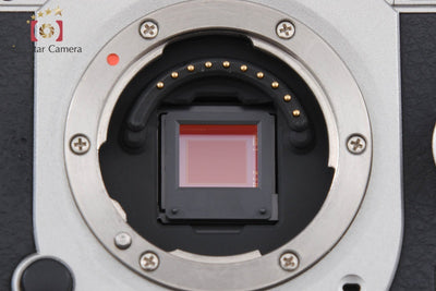 【中古】PENTAX ペンタックス Q7 シルバー + SMC 01 STANDARD PRIME 8.5mm f/1.9 AL IF シャッター回数僅少
