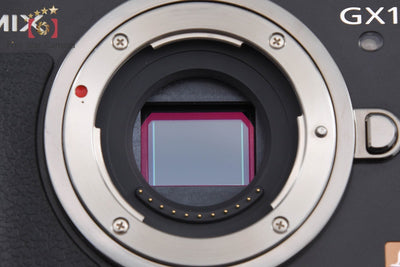 【中古】Panasonic パナソニック LUMIX DMC-GX1 14-42mm レンズキット エスプリブラック シャッター回数僅少
