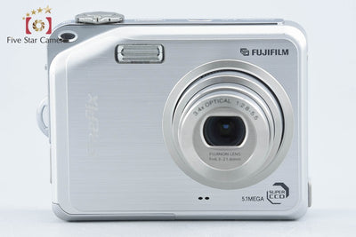 【中古】FUJIFILM 富士フイルム FinePix V10 シルバー コンパクトデジタルカメラ