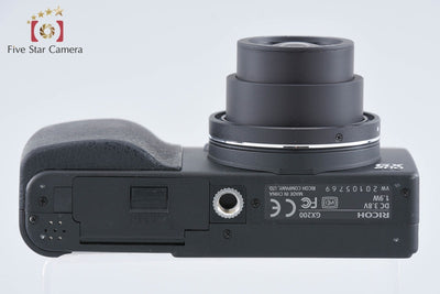 【中古】RICOH リコー GX200 VFキット コンパクトデジタルカメラ 元箱付き