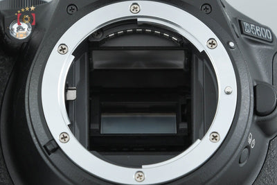 【中古】Nikon ニコン D5600 ダブルズームキット シャッター回数僅少