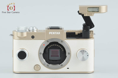 【中古】PENTAX ペンタックス Q-S1 ゴールド x クリーム ズームレンズキット シャッター回数僅少