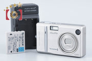 【中古】FUJIFILM 富士フイルム FINEPIX F455 シルバー コンパクトデジタルカメラ