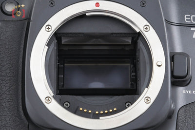 【中古】Canon キヤノン EOS 7 + BP-300 バッテリーパック