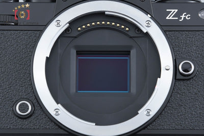 【中古】Nikon ニコン Z fc 16-50 VR レンズキット ブラック シャッター回数僅少 元箱付き