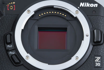 【中古】Nikon ニコン Z30 16-50 VR レンズキット シャッター回数僅少