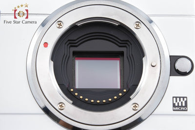 【中古】OLYMPUS オリンパス PEN Lite E-PL1s ホワイト + M.ZUIKO DIGITAL 14-42mm f/3.5-5.6 II R シルバー シャッター回数僅少