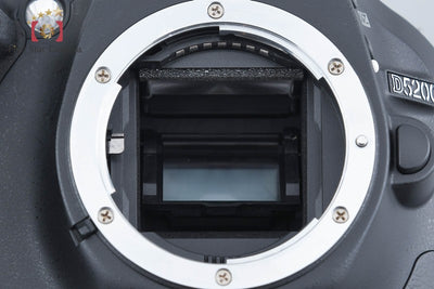 【中古】Nikon ニコン D5200 18-55 VR レンズキット ブラック