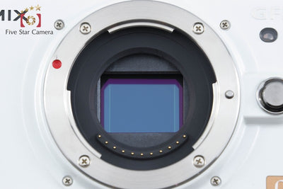 【中古】Panasonic パナソニック LUMIX DMC-GF2 ホワイト + G VARIO 14-42mm f/3.5-5.6 ASPH. MEGA O.I.S. H-FS014042 シャッター回数僅少