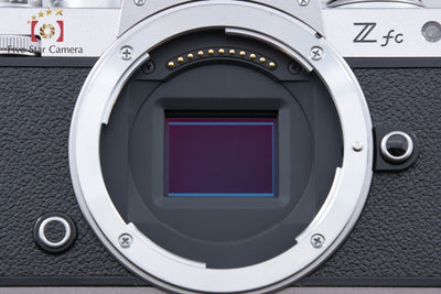 【中古】Nikon ニコン Z fc 16-50 VR レンズキット シルバー シャッター回数僅少