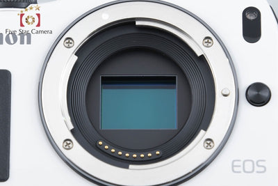 【中古】Canon キヤノン EOS M ホワイト + EF-M 15-45mm f/3.5-6.3 IS STM