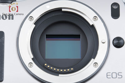 【中古】Canon キヤノン EOS M シルバー ミラーレス一眼カメラ