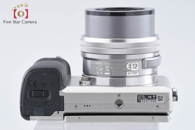 【中古】SONY ソニー α6000 ILCE-6000 シルバー パワーズームレンズキット 多言語対応