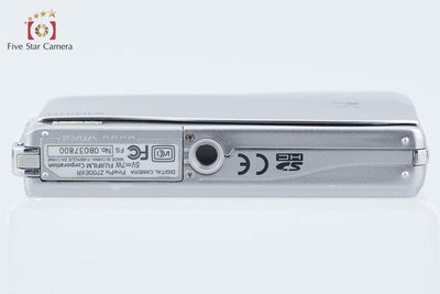 【中古】FUJIFILM 富士フイルム FinePix Z700EXR シルバー コンパクトデジタルカメラ