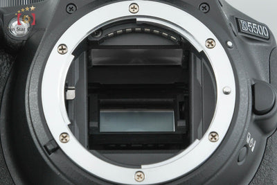 【中古】Nikon ニコン D5500 ブラック ダブルズームキット シャッター回数僅少