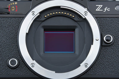 【中古】Nikon ニコン Z fc ブラック ミラーレス一眼カメラ