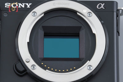 【中古】SONY ソニー α VLOGCAM ZV-E10 パワーズームレンズキット ブラック シャッター回数僅少 元箱付き