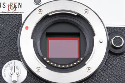 【中古】OLYMPUS オリンパス PEN E-P7 EZ ダブルズームキット シルバー シャッター回数僅少 元箱付き
