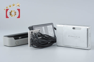 【中古】FUJIFILM 富士フイルム FinePix Z3 シルバー コンパクトデジタルカメラ