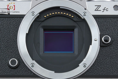 【中古】Nikon ニコン Z fc 16-50 VR レンズキット シルバー シャッター回数僅少