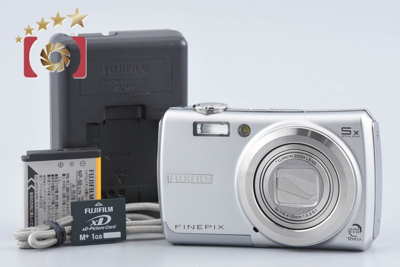 【中古】FUJIFILM 富士フイルム FinePix F100fd シルバー コンパクトデジタルカメラ